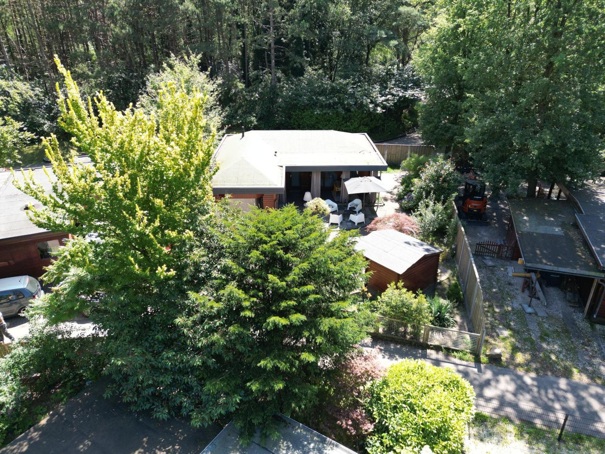 Gezellig Chalet Met 2 Slaapkamers Aan Bosrand Erm Exteriör bild